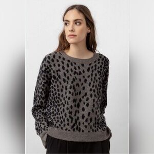 RAILS Chance Sweater in Dalmation Print Size Medium